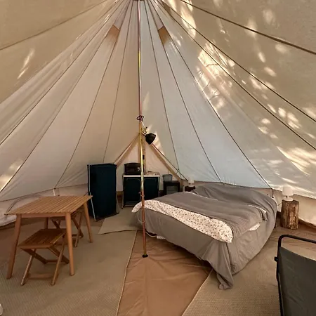 خيمة فخمة Grand Tepee Glamping Pour 2 Saint-Lyphard