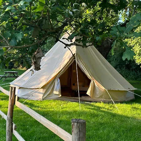 Grand Tepee Glamping Pour 2 *