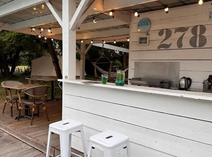 Grand Tepee Glamping Pour 2