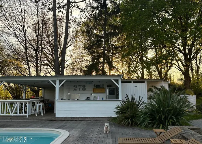 Grand Tepee Glamping Pour 2