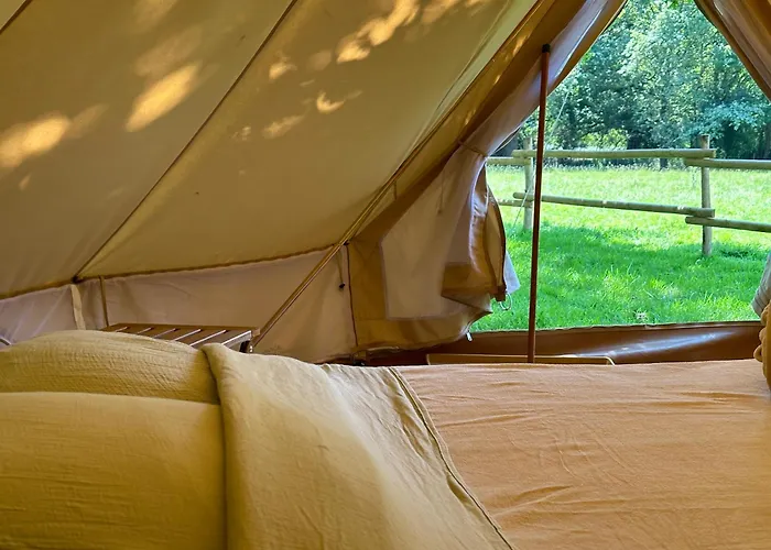אוהל מפואר Grand Tepee Glamping Pour 2 *