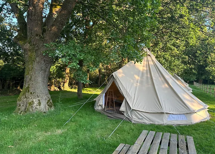 אוהל מפואר Grand Tepee Glamping Pour 2 *